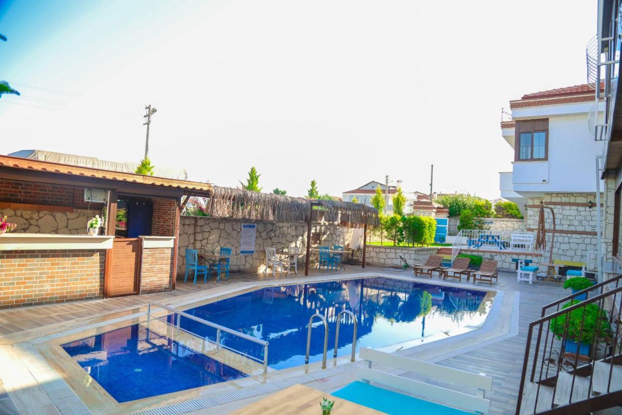 Surya Butik Hotel Alacati Exterior photo